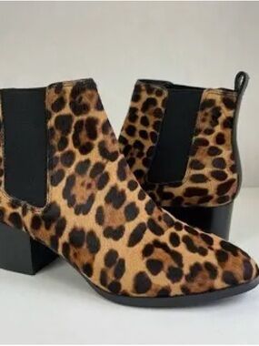 Nine West Leopard Print Chelsea Ankle Boots in Tan/Black - Women's 8.5